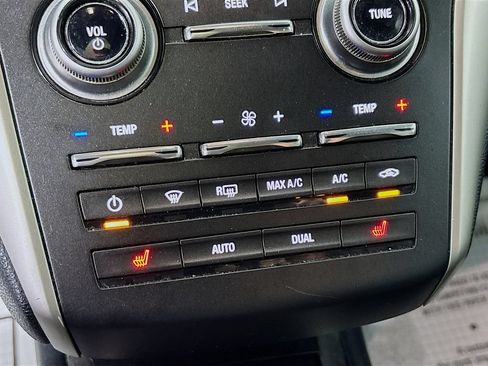 Used 2017 Lincoln MKC Premiere FWD image 16