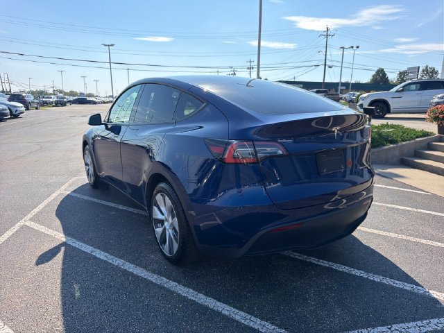 Used 2021 Tesla Model Y Long Range AWD/4WD image 5