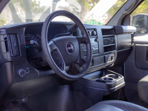 Used 2015 GMC Savana 3500 LS w/ Chrome Appearance Package image 44