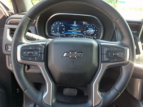 Used 2023 Chevrolet Tahoe Z71 AWD/4WD image 25