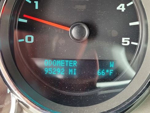 Used 2012 Chevrolet Silverado 2500 LT w/ Interior Plus Package AWD/4WD image 26