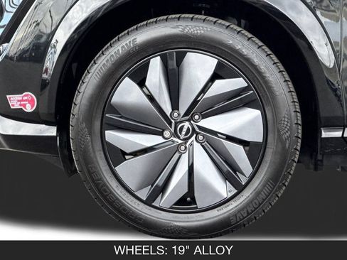 Used 2023 Nissan Ariya AWD image 29