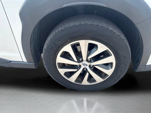 Used 2024 Subaru Outback Premium AWD/4WD image 35