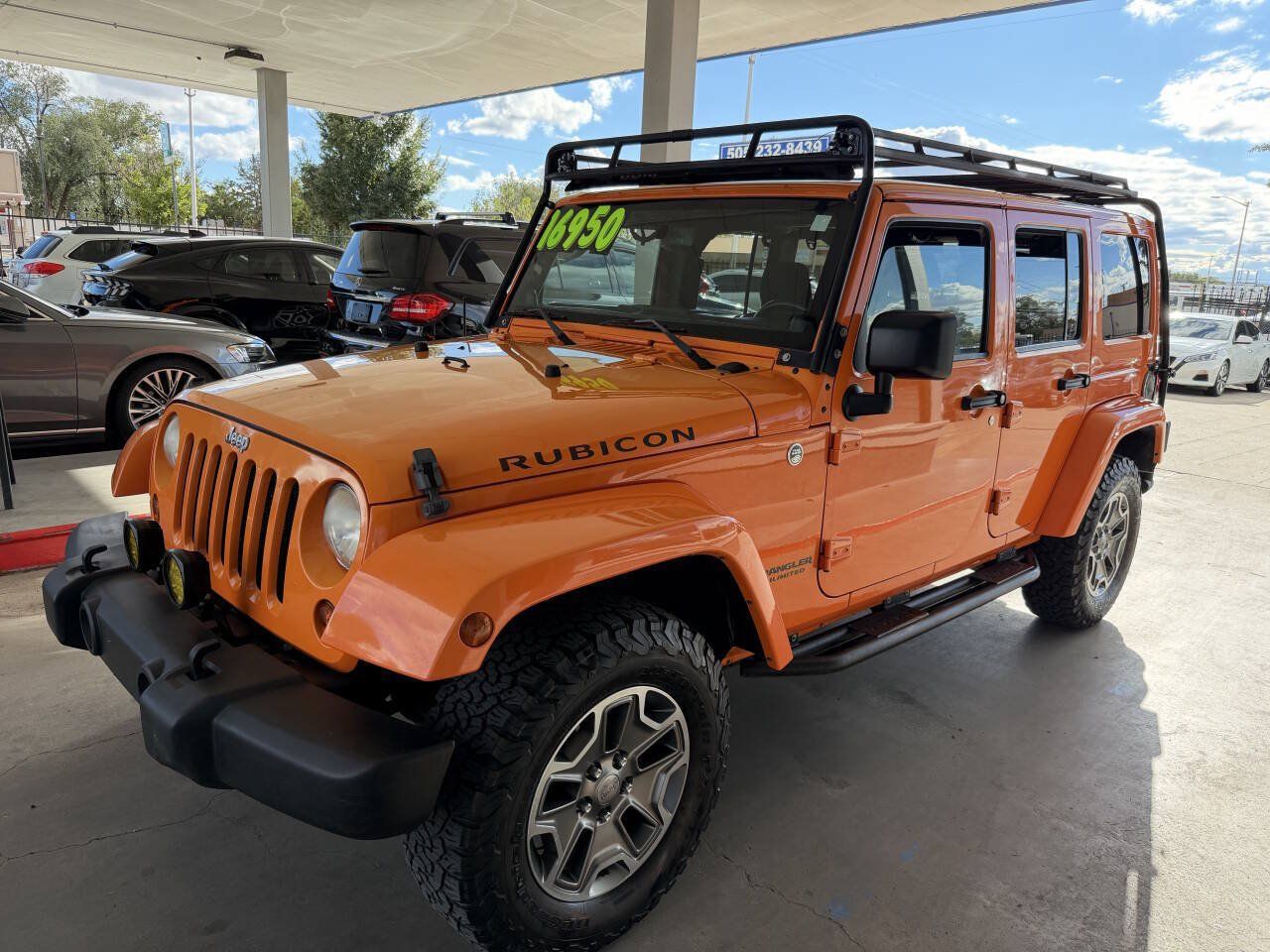 Used 2013 Jeep Wrangler Unlimited Rubicon w/ Dual Top Group AWD/4WD image 3
