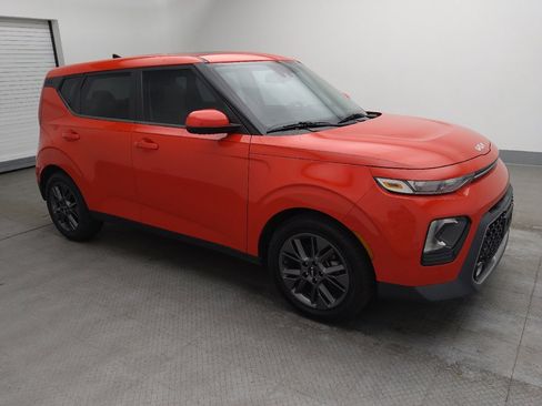 Used 2022 Kia Soul EX image 11