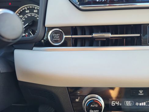 Used 2022 Mitsubishi Outlander SEL image 34