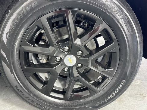 Used 2022 Chevrolet Equinox LS w/ LS Convenience Package FWD image 32