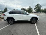 Used 2024 Toyota RAV4 XLE Premium image 5