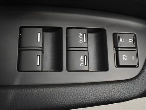 Used 2021 Honda Passport Sport image 22