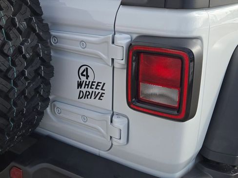 Certified 2025 Jeep Wrangler Unlimited Sport S 4xe image 13