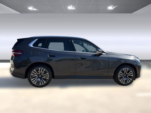 Used 2026 BMW X3 xDrive30 w/ Premium Package image 8