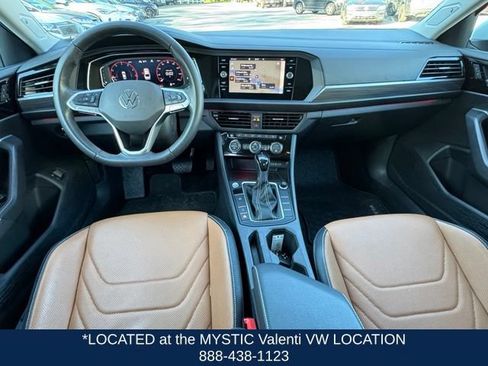 Used 2024 Volkswagen Jetta SEL FWD image 14