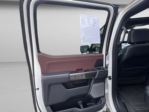 Used 2023 Ford F150 Lariat w/ Equipment Group 502A High image 21