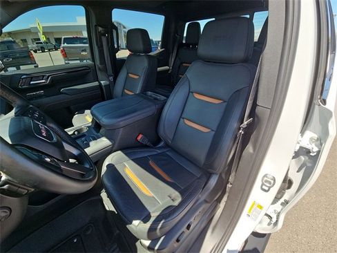 Used 2024 GMC Sierra 1500 AT4 w/ AT4 Premium Package image 16