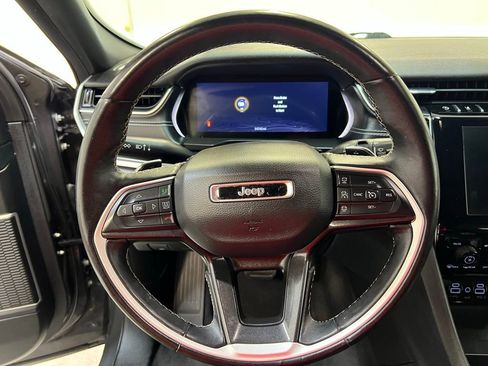 Used 2022 Jeep Grand Cherokee Altitude image 18