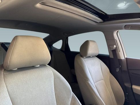 Certified 2025 Honda Accord SE image 15