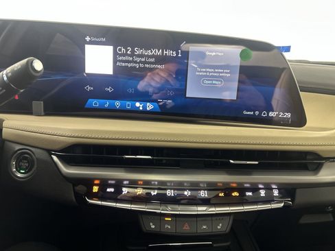 New 2024 Cadillac XT4 Luxury w/ Cold Weather Package image 23