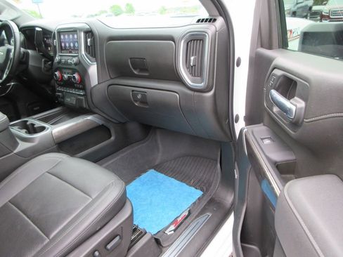 Used 2023 Chevrolet Silverado 3500 LTZ AWD/4WD image 24