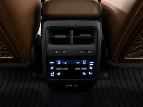 New 2025 Porsche Macan Turbo Electric image 22