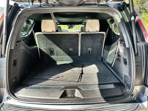 Used 2021 Cadillac Escalade ESV Sport w/ Driver Assist Tech Package image 18