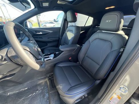 New 2026 Buick Envista Sport Touring w/ Convenience I Package FWD image 15