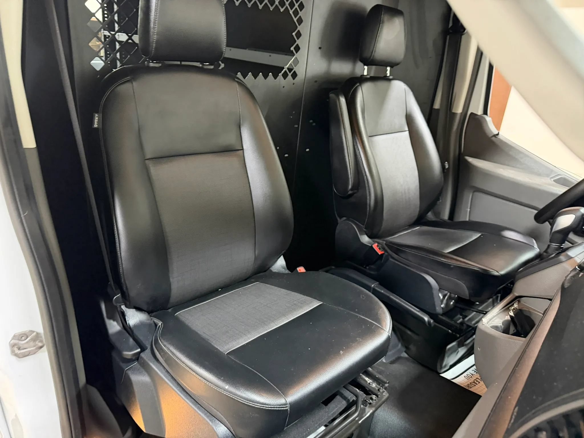 Used 2020 Ford Transit 250 Medium Roof AWD image 35