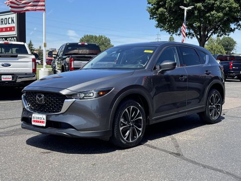 Used 2023 MAZDA CX-5 AWD 2.5 S w/ Premium Plus Pkg image 3