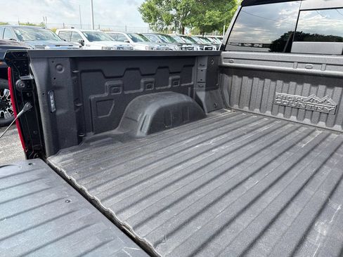 Used 2024 Chevrolet Silverado 1500 High Country w/ Midnight Edition AWD/4WD image 10