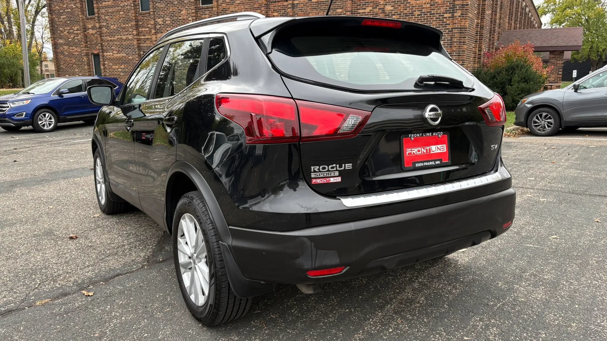 Used 2017 Nissan Rogue Sport SV FWD image 7