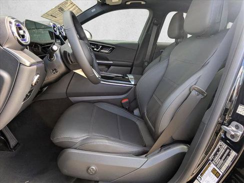 New 2026 Mercedes-Benz GLC 300 image 11