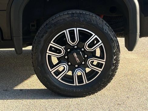Used 2024 GMC Sierra 2500 Denali Ultimate AWD/4WD image 28