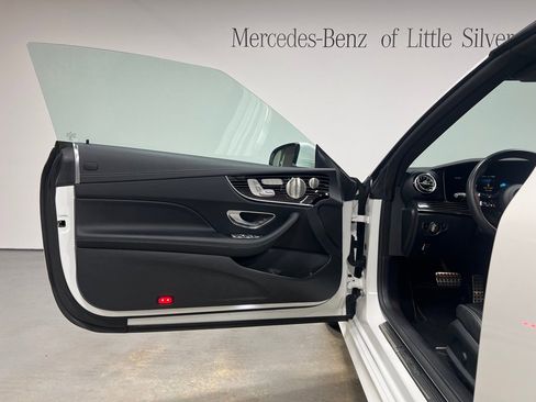 Used 2023 Mercedes-Benz E 450 4MATIC Cabriolet image 21