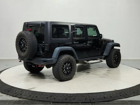 Used 2016 Jeep Wrangler Unlimited Rubicon AWD/4WD image 8