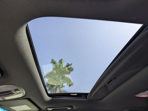 Used 2019 Hyundai Kona Ultimate FWD image 19