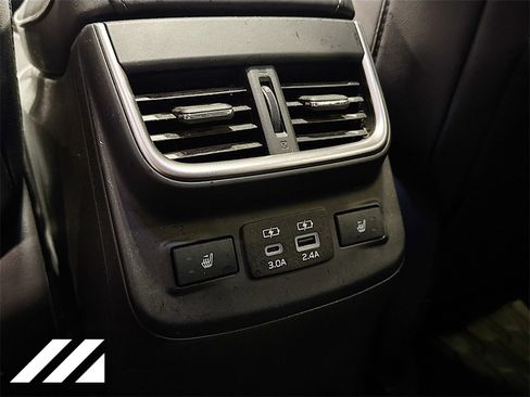 Used 2023 Subaru Outback Touring image 28