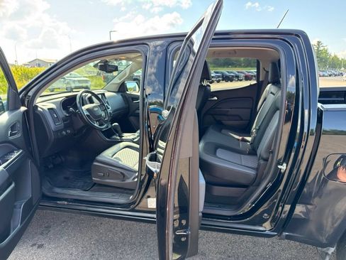 Used 2017 Chevrolet Colorado Z71 AWD/4WD image 6