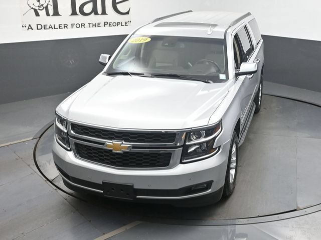 Used 2019 Chevrolet Suburban LT AWD/4WD image 53