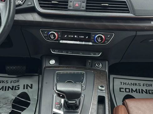 Used 2019 Audi Q5 2.0T Premium Plus w/ Premium Plus Package AWD/4WD image 44