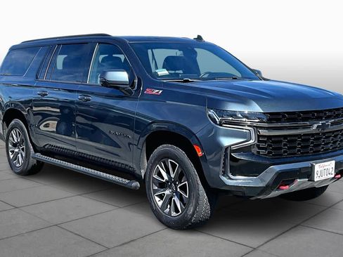 Used 2021 Chevrolet Suburban Z71 w/ Z71 Signature Package image 2