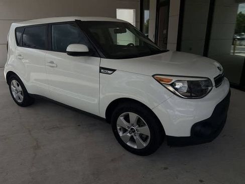 Used 2019 Kia Soul w/ Convenience Package FWD image 12