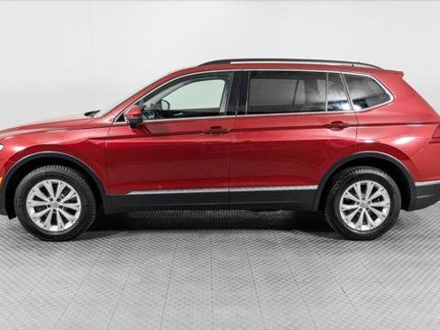 Used 2018 Volkswagen Tiguan SE w/ Panoramic Sunroof Package AWD/4WD image 3