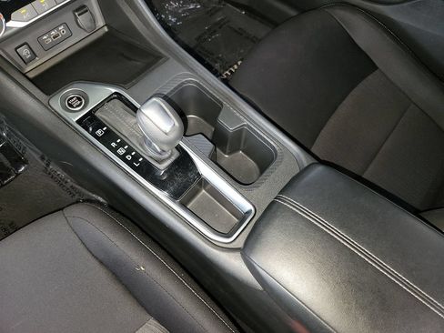 Used 2025 Nissan Sentra SV FWD image 22
