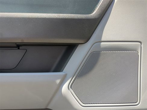 New 2024 Ford F550 4x4 SuperCab Super Duty image 13