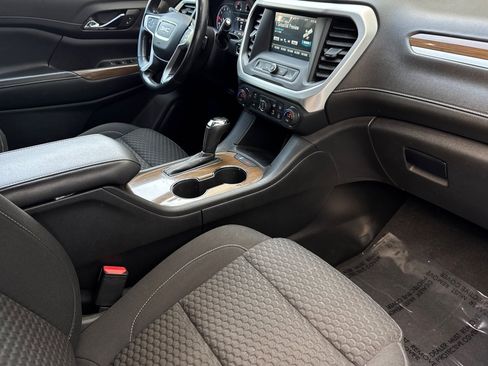 Used 2019 GMC Acadia SLE FWD image 33