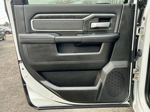 Used 2019 RAM 2500 Big Horn image 12