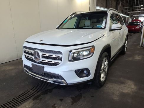 Used 2020 Mercedes-Benz GLB 250 4MATIC image 1