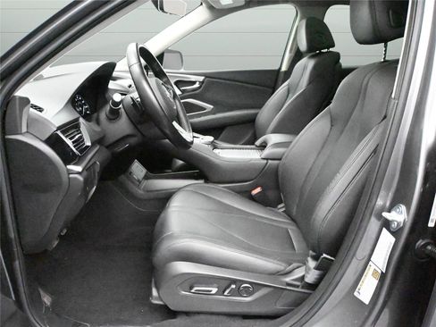 Used 2022 Acura RDX SH-AWD image 7