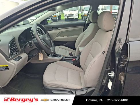 Used 2018 Hyundai Elantra SEL FWD image 16