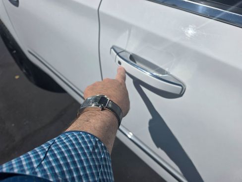 Used 2015 GMC Yukon XL Denali w/ Touring Package image 14