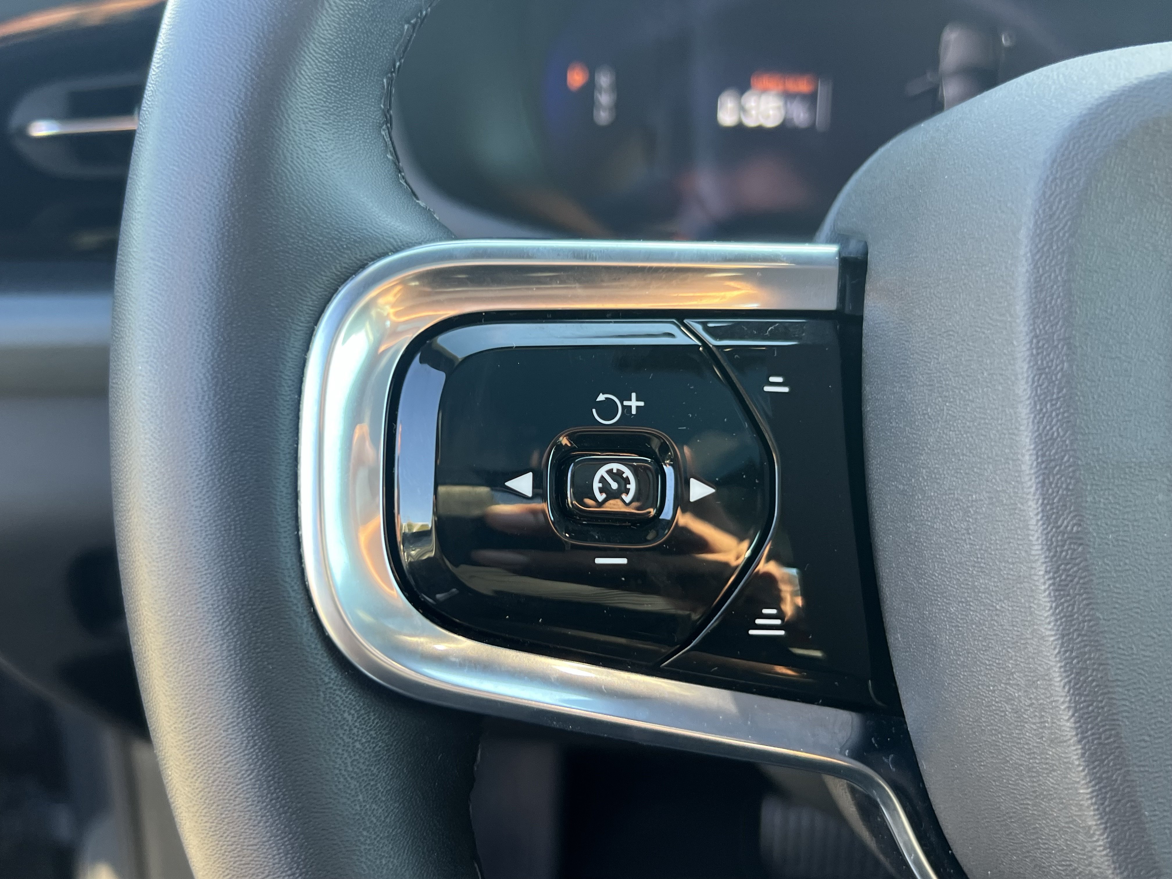 Used 2024 Polestar Polestar 2 RWD image 19